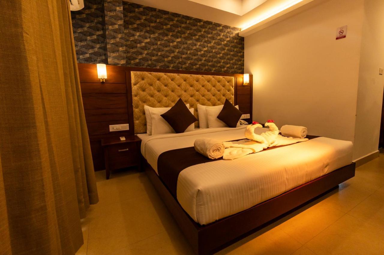 Hotel Dev Residency Thiruvananthapuram Esterno foto