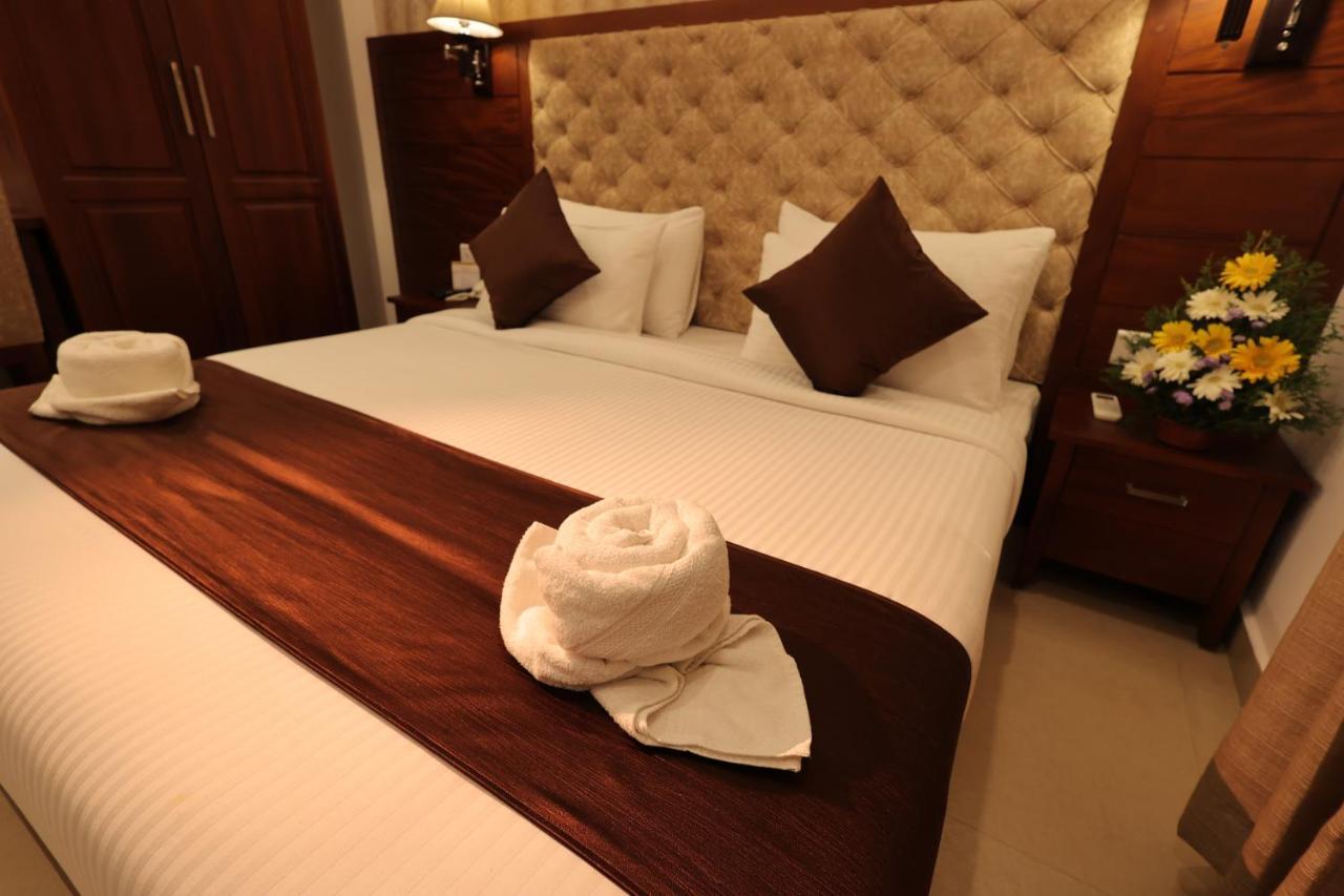 Hotel Dev Residency Thiruvananthapuram Esterno foto